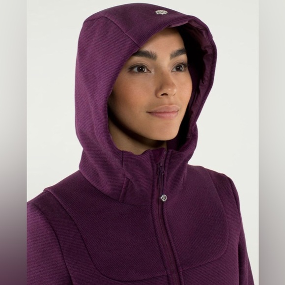 Lululemon City Softshell *Tweed
Plum Size 6 - Picture 3 of 16
